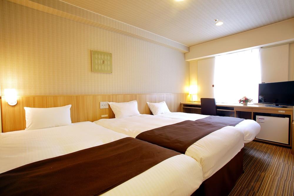 Nest Hotel Sapporo Ekimae Екстер'єр фото