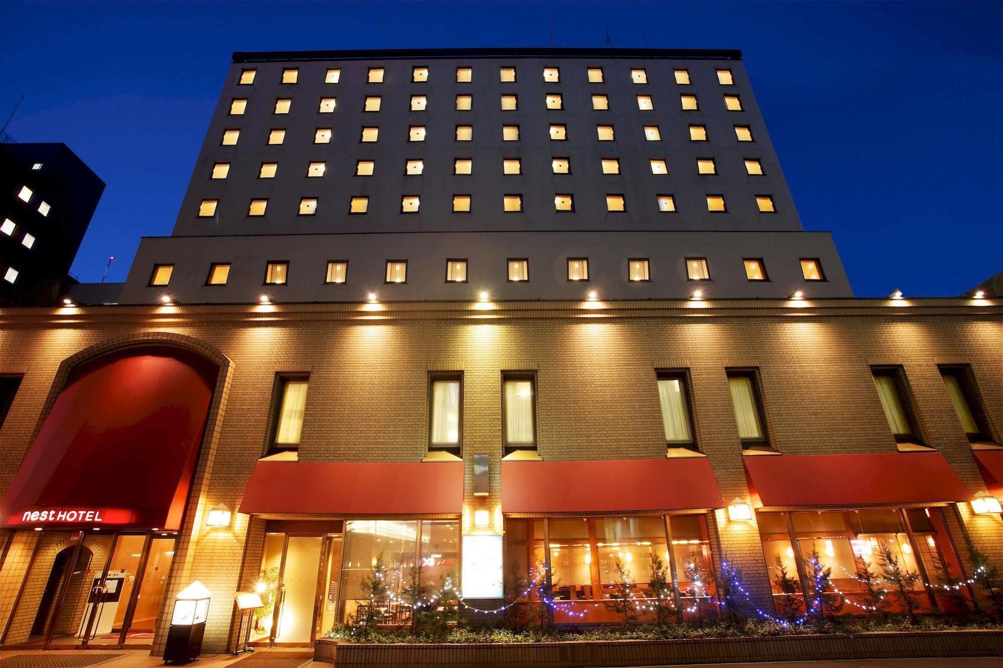 Nest Hotel Sapporo Ekimae Екстер'єр фото